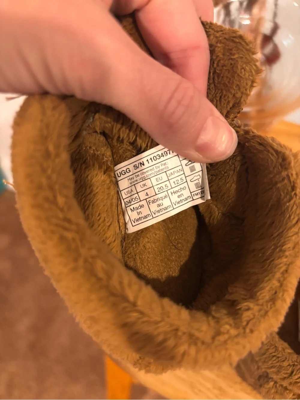 UGG Kids Plush Slippers in Chestnut Brown